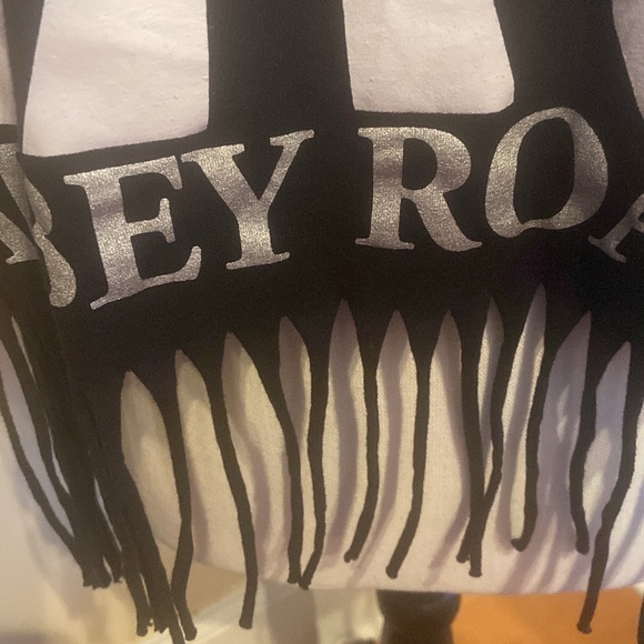 THE BEATLES Size Junior XXL 19 Oversized Fringed Cropped Abbey Road Shirt - Picture 2 of 8